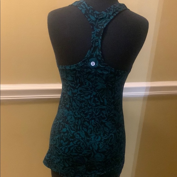 Lululemon Athletica Blue Fitted Tank Top - Picture 4 of 4